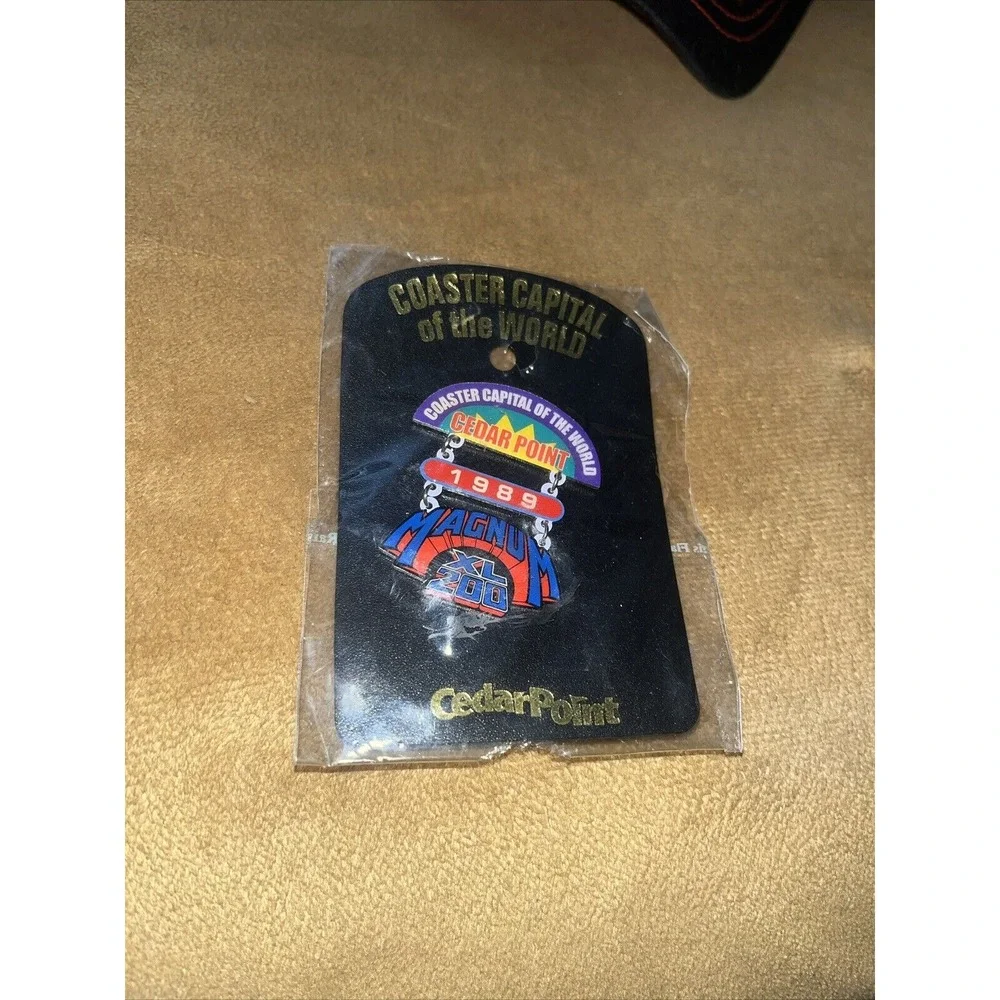 RARE Cedar Point 1989 Magnum‎ XL 200  Collectible Souvenir Lapel Hat Pin Vintage